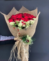 Gül ve naturel Buketi